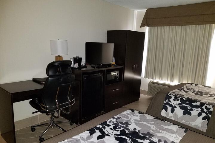 Room 49 of 100