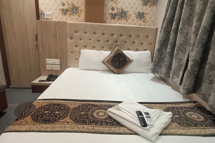 Room 9 of 54