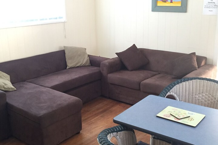 Room 8 of 17
