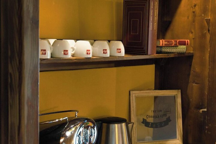 Breakfast/Coffee Service 73 of 78