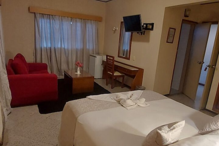 Room 22 of 37