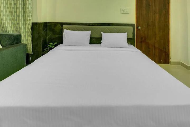 Room 14 of 26