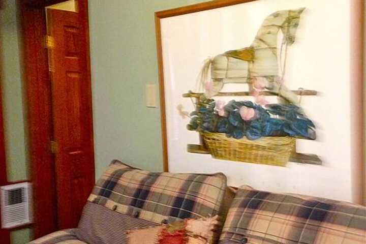 Room 2 of 20