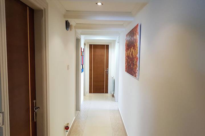 Ballroom/Hall 36 of 52