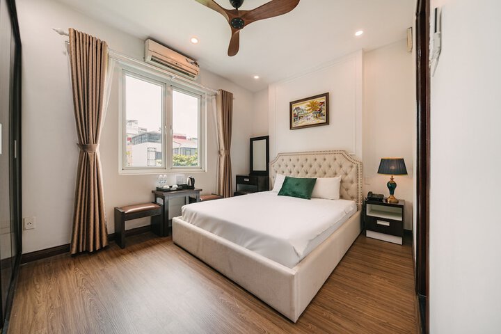 Room 12 of 49