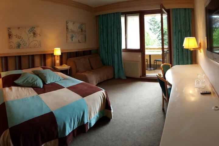 Room 22 of 54
