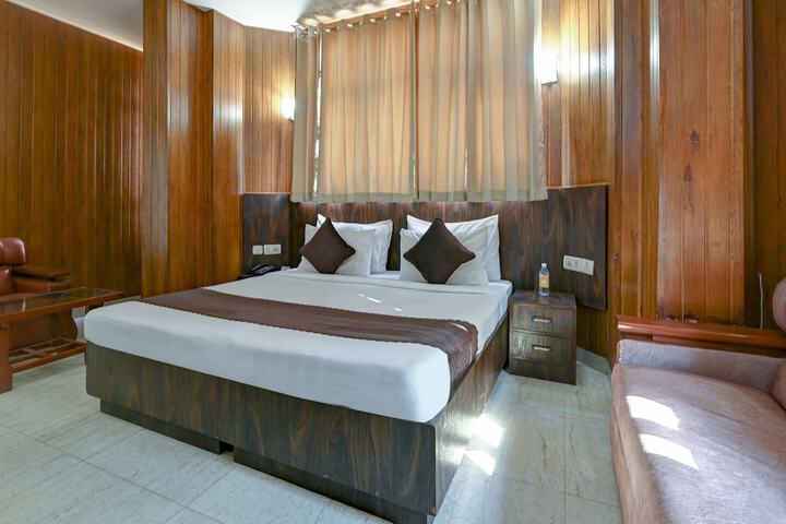 Room 35 of 130