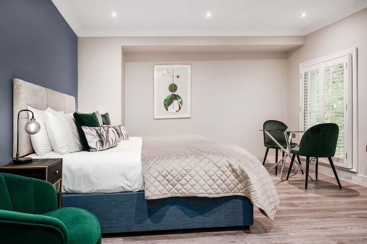 Room 12 of 35