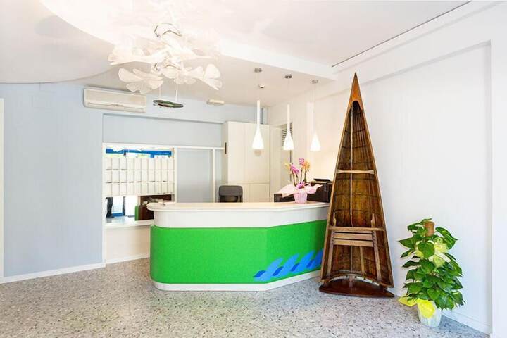 Guest Lobby