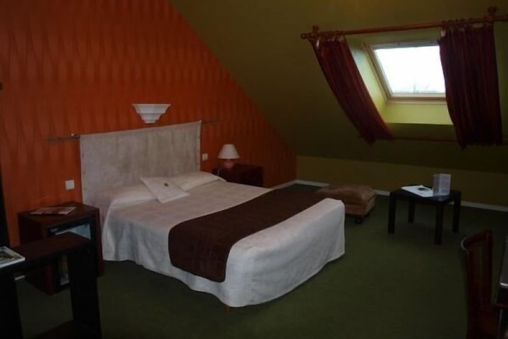 Room 9 of 73