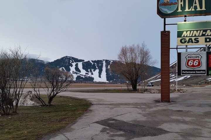 Property Grounds 27 of 46