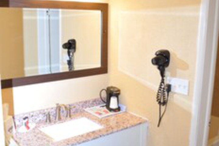 Room 3 of 30