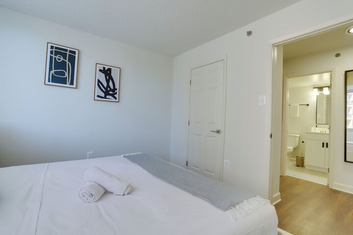 Room 22 of 198