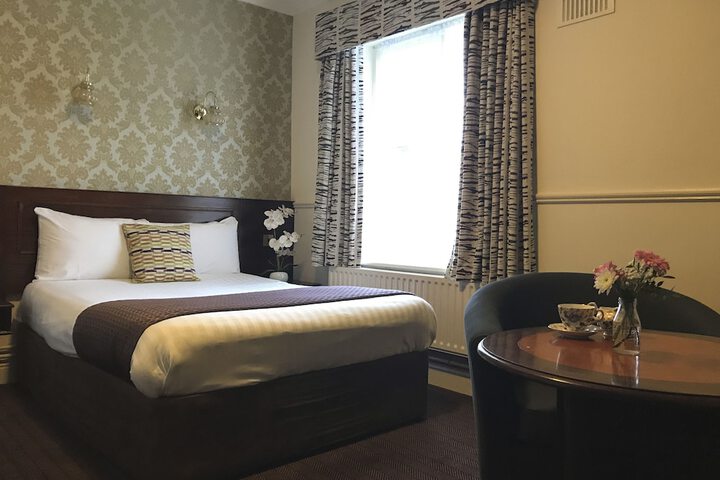 Room 10 of 63