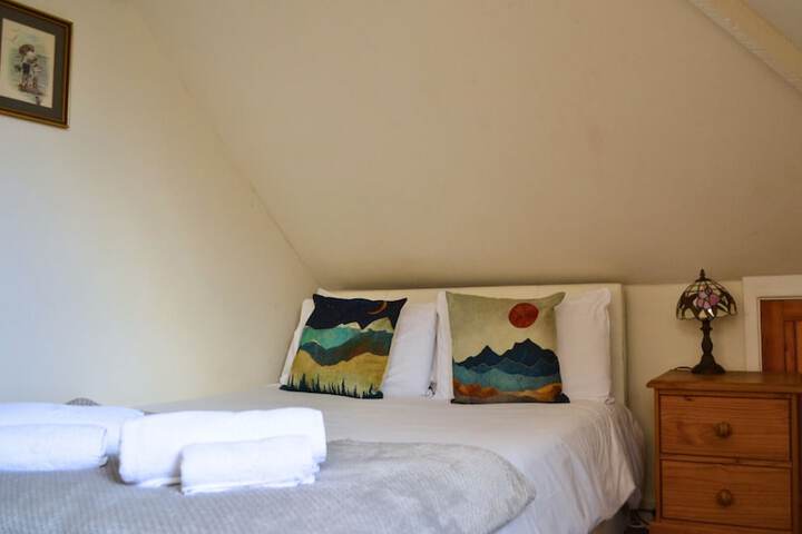 Room 81 of 210
