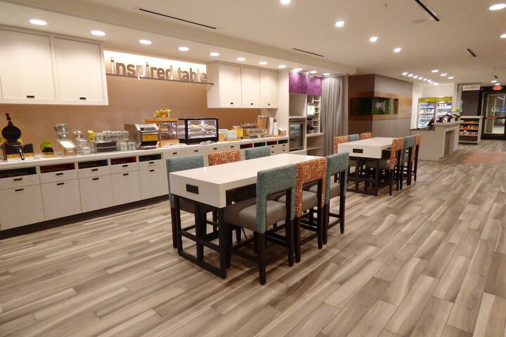 Breakfast area