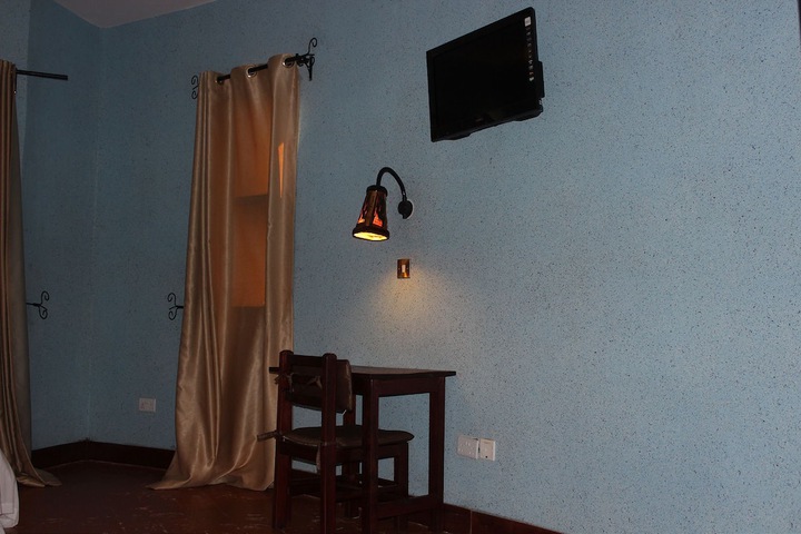 Room 18 of 45