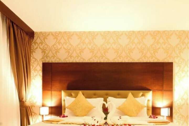 Room 21 of 39