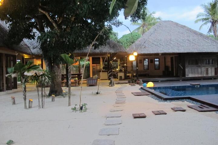 General 2 of 78