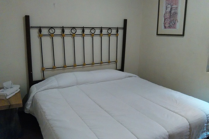 Room 11 of 36