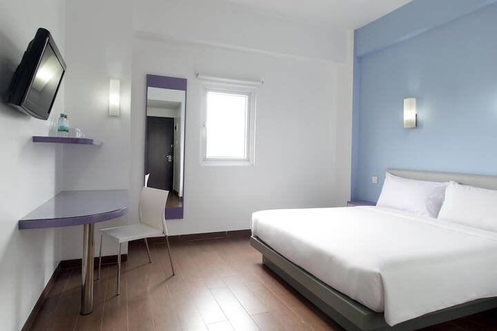 Room 3 of 30