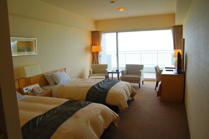 Room 7 of 111