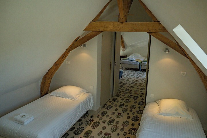 Room 13 of 43