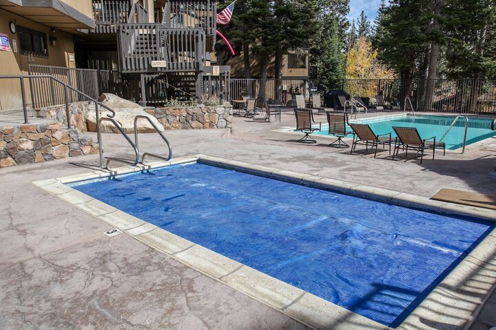 Pool 39 of 54
