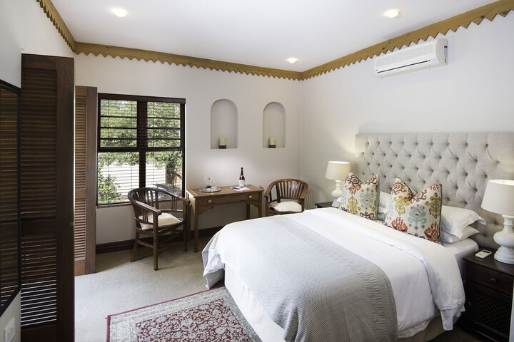 Room 10 of 48