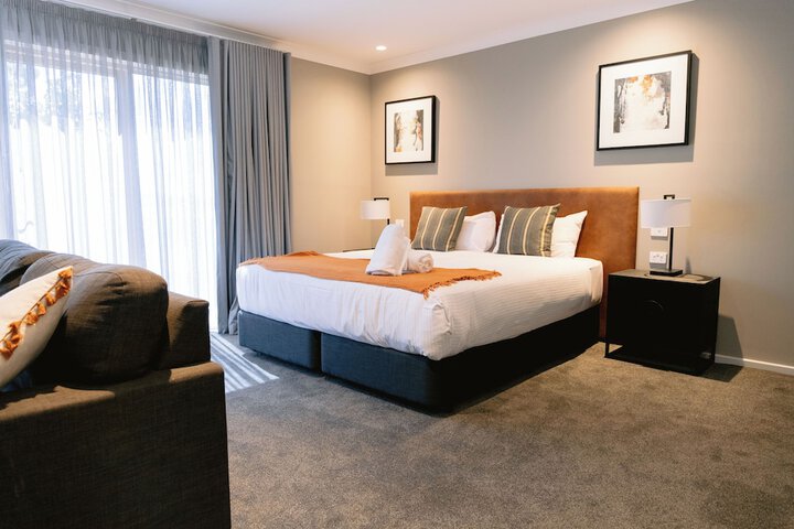 Room 3 of 45