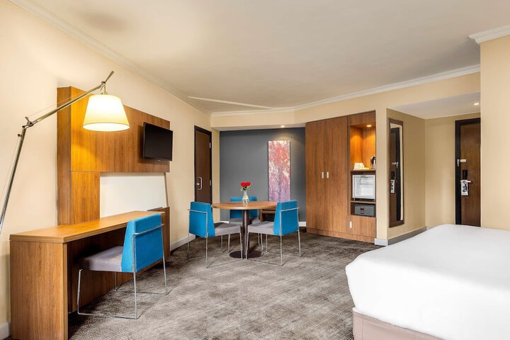 Room 19 of 57