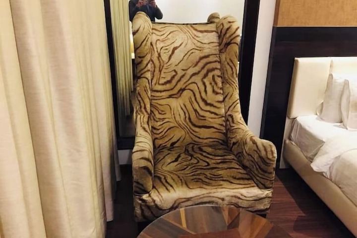 Room 24 of 39
