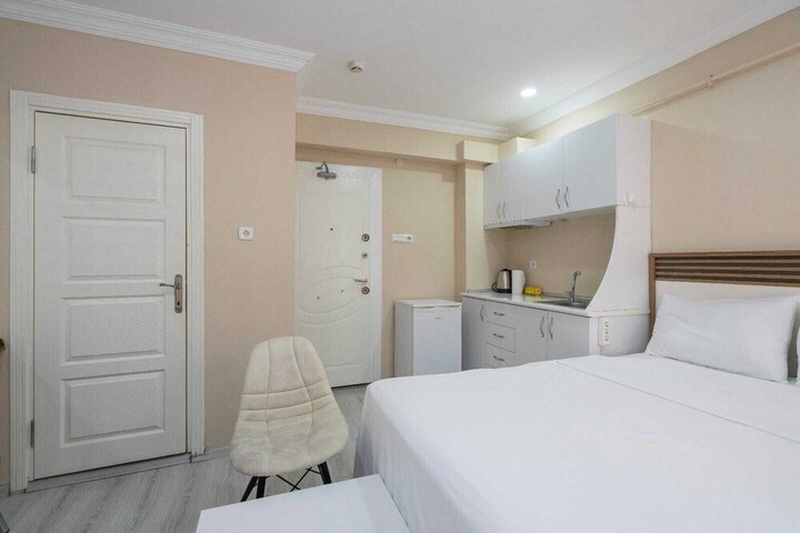 Room 3 of 55