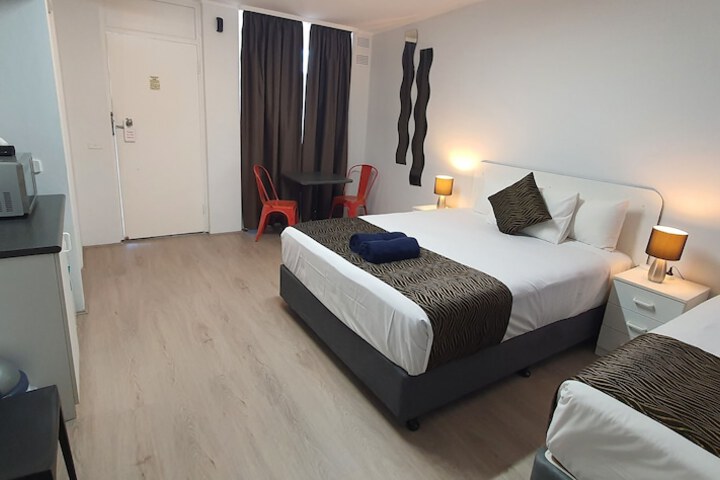 Room 25 of 75