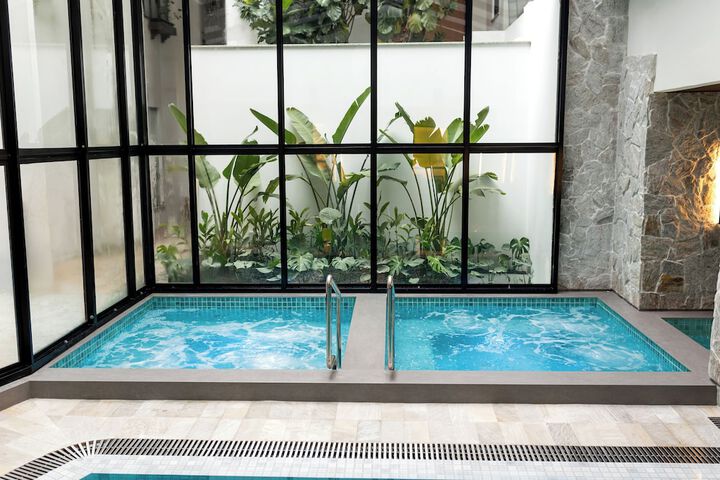 Spa 27 of 55