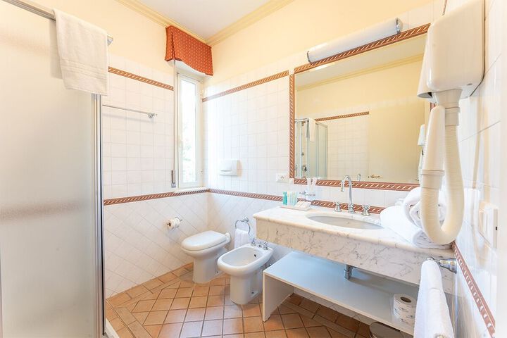 Bathroom Interior Photo