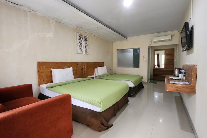 Room 48 of 184