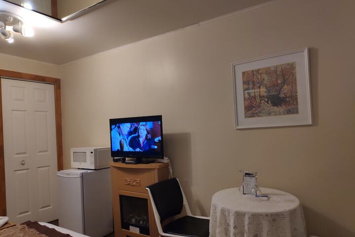Room 12 of 19