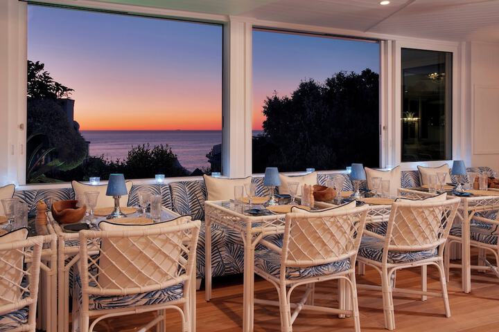 Dining 80 of 135
