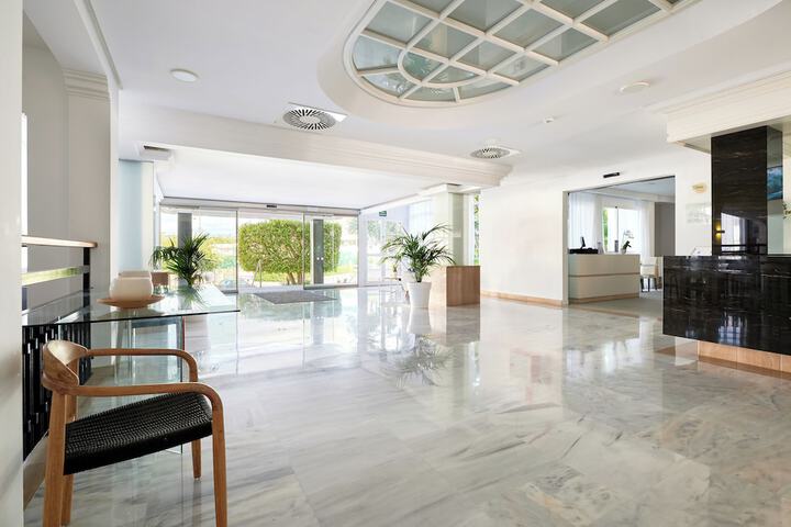 Hotel Lobby