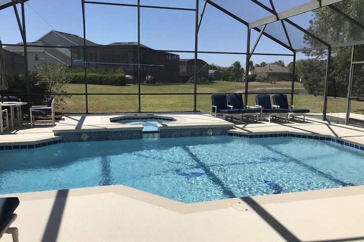 Pool 35 of 49