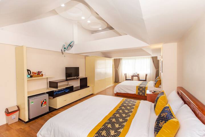 Room 6 of 46
