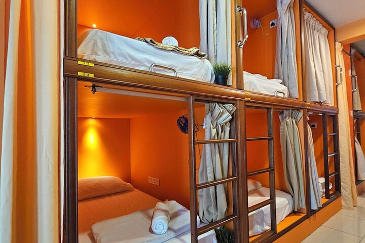 Room 20 of 53