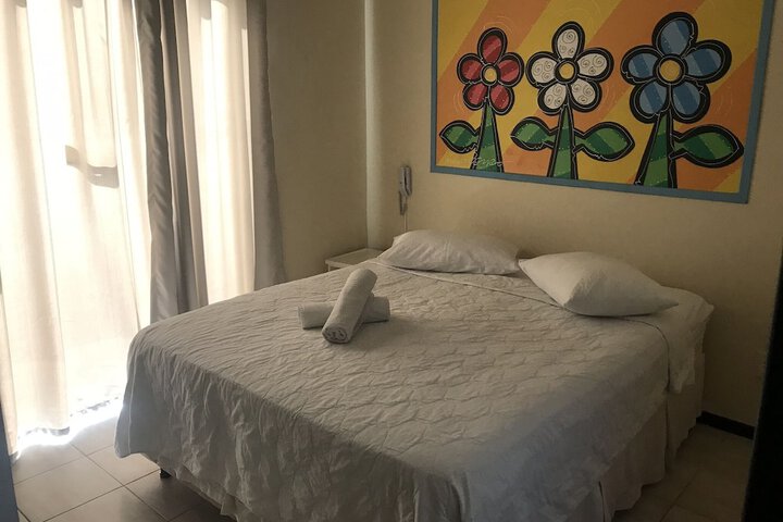 Room 13 of 33