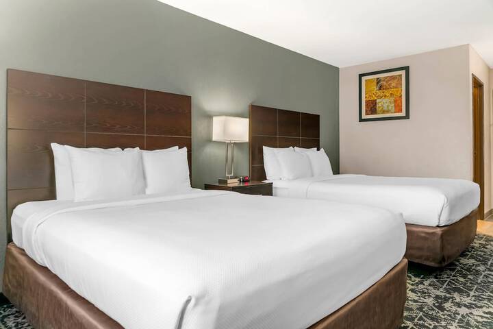 Room 4 of 26