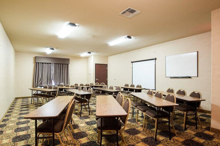 Meeting 20 of 25