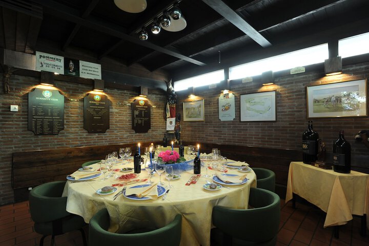 Dining 54 of 98