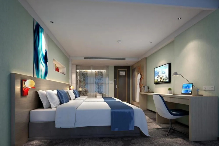 Room 4 of 14