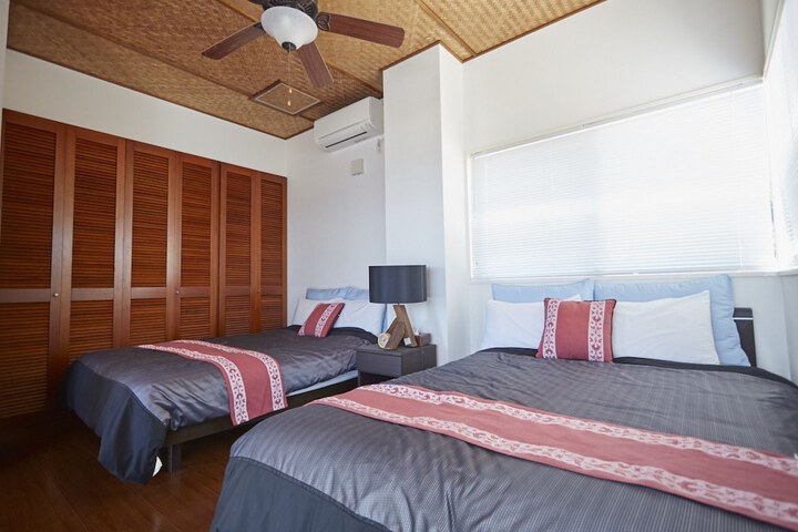 Room 2 of 69