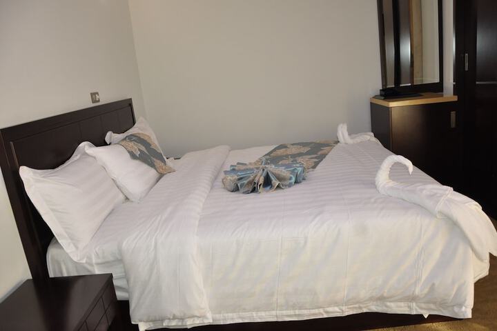 Room 10 of 47